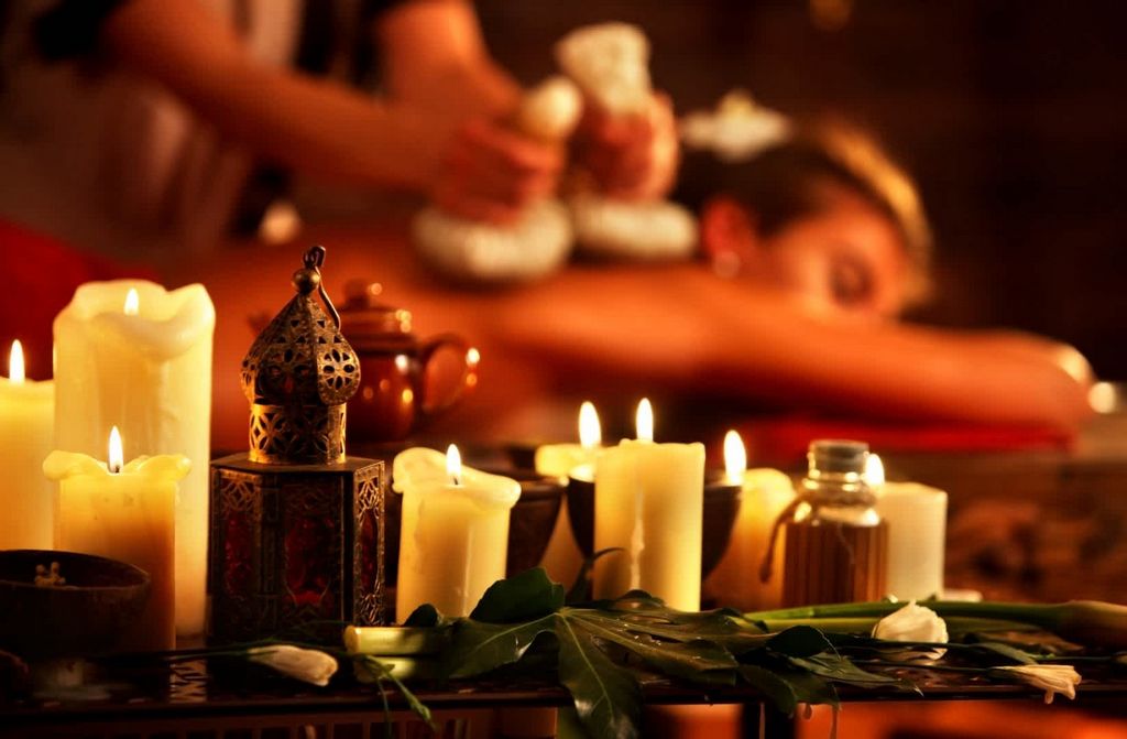 Массаж для двоих: приятный и полезный опыт